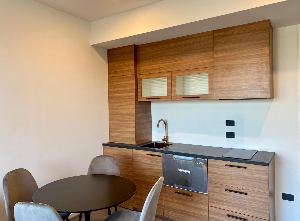 Galaxy Boutique Hotel Lake Tekapo Exterior photo A kitchen in a serviced apartment