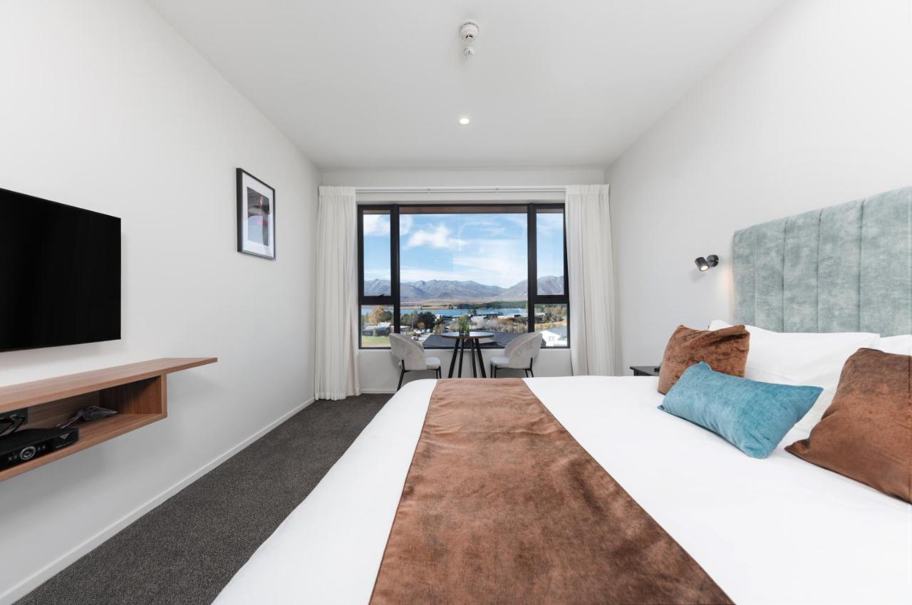 Galaxy Boutique Hotel Lake Tekapo Exterior photo A typical hotel room